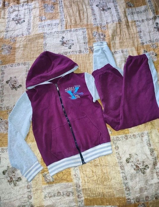 Костюм спортивний