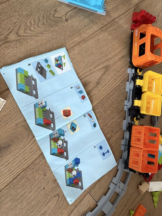 Pociąg Lego Duplo interaktywny 10875 + dodatkowe tory