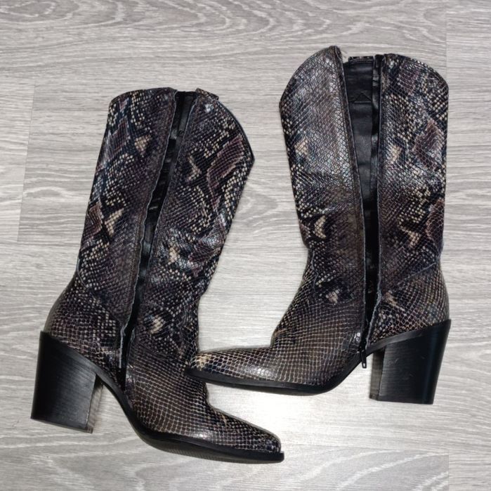 Шкіряні чоботи ковбойки