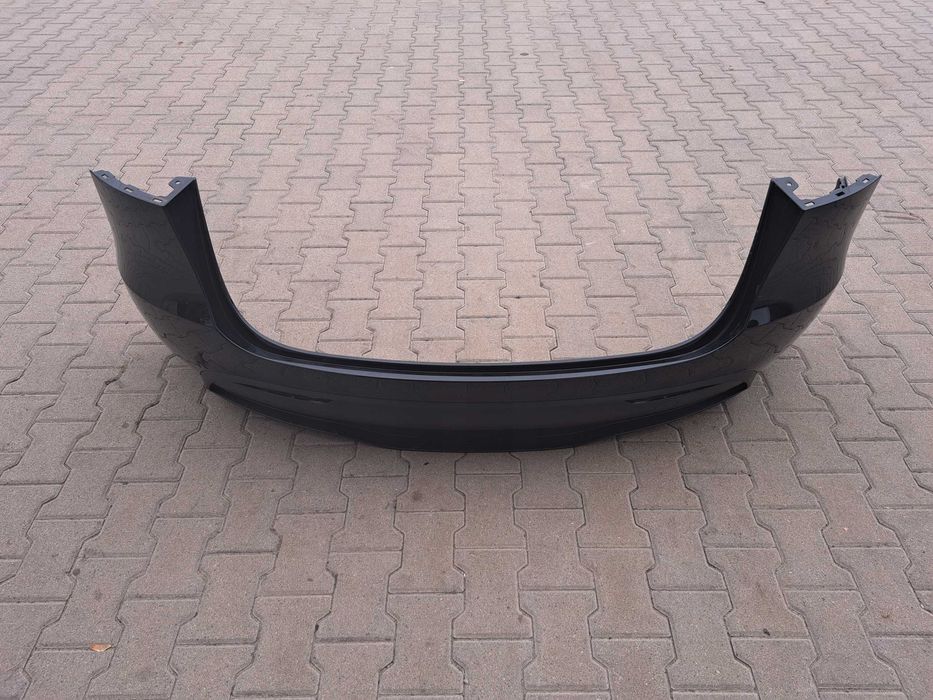 Tesla Model Y бампер задній рест дорест