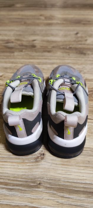 Nike Air Max 270 RT 26