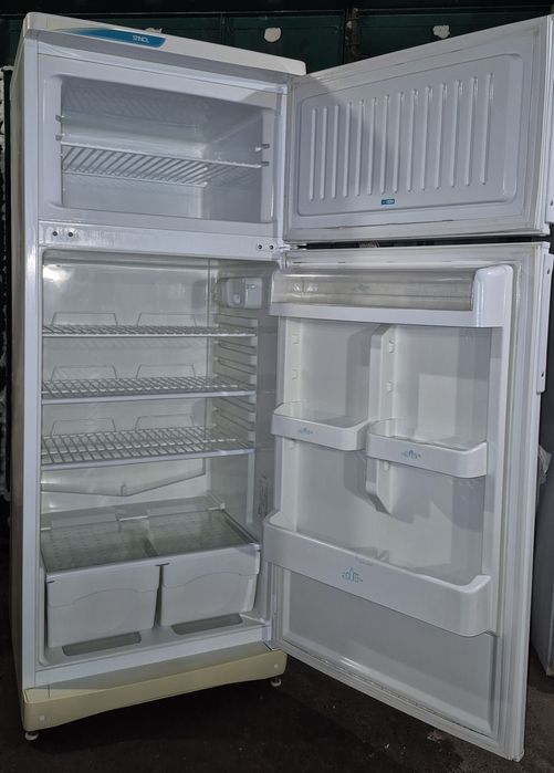 Продам холодильник Stinol