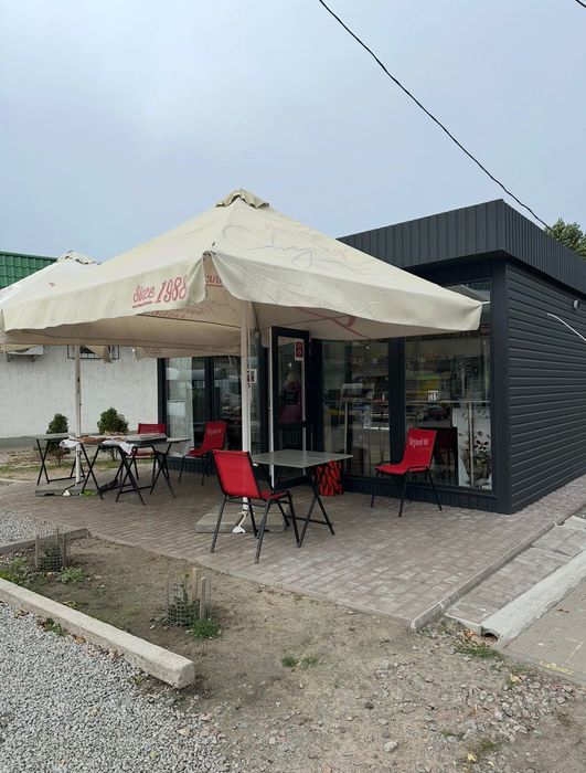 Продається кафе в центрі с.Іванків Бориспільського району