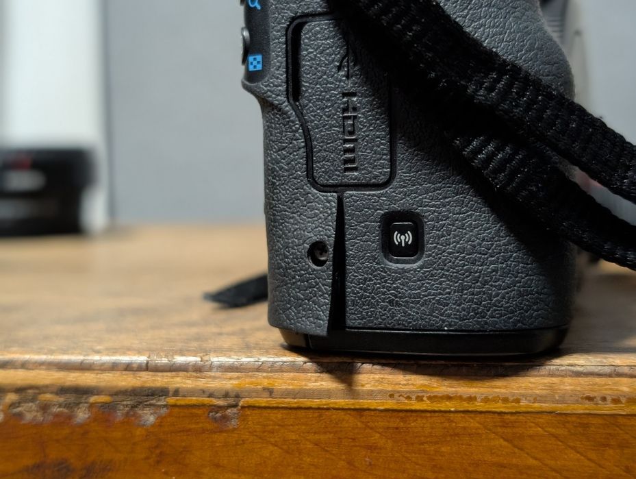 Canon EOS M50 dwa obiektywy, torba gratis