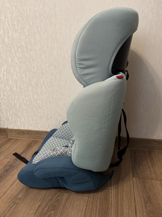 Дитяче автокрісло 9-36 кг+бустер