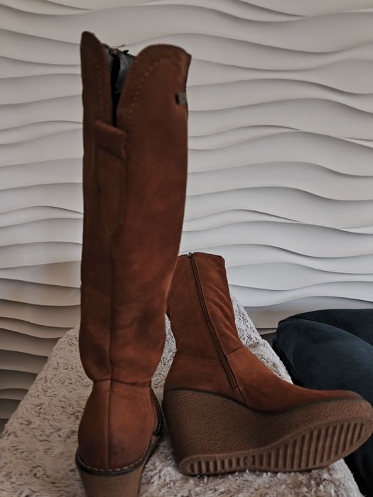 Kozaki naturalna skóra nubuk 39r