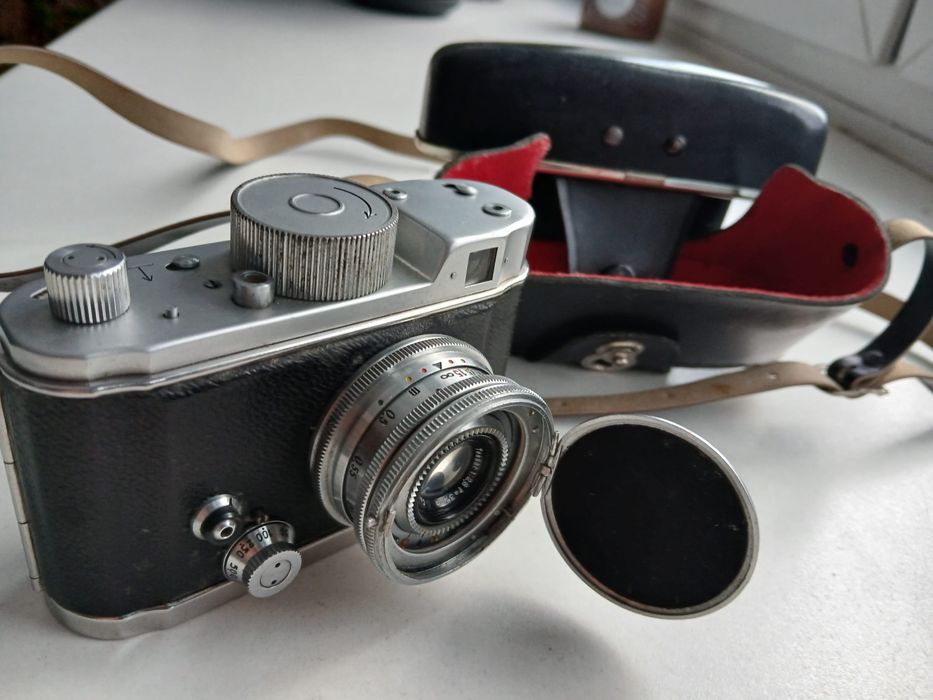 Robot Tessar T:2.8 / 37.5 mm – działa, kwadrat, niemiecki klasyk