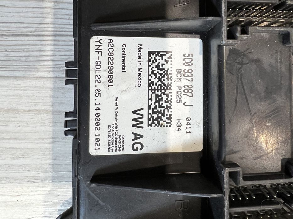 5C0937087J VAG блок комфорта jetta 6