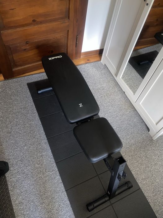 Ławka treningowa Zipro – jak nowa, idealna do domowej siłowni!