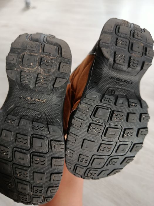 Buty zimowe Quehua r. 25