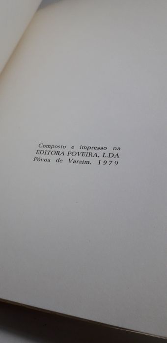 Mataram Portugal ("Poemas da Resistência") Artur de Carvalho