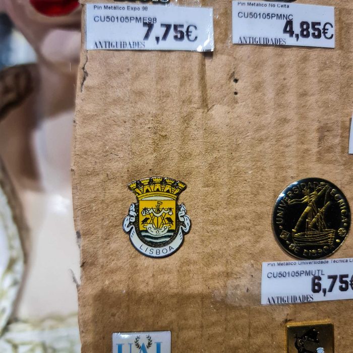 Pin / Emblema “Lisboa” – Brasão da Cidade