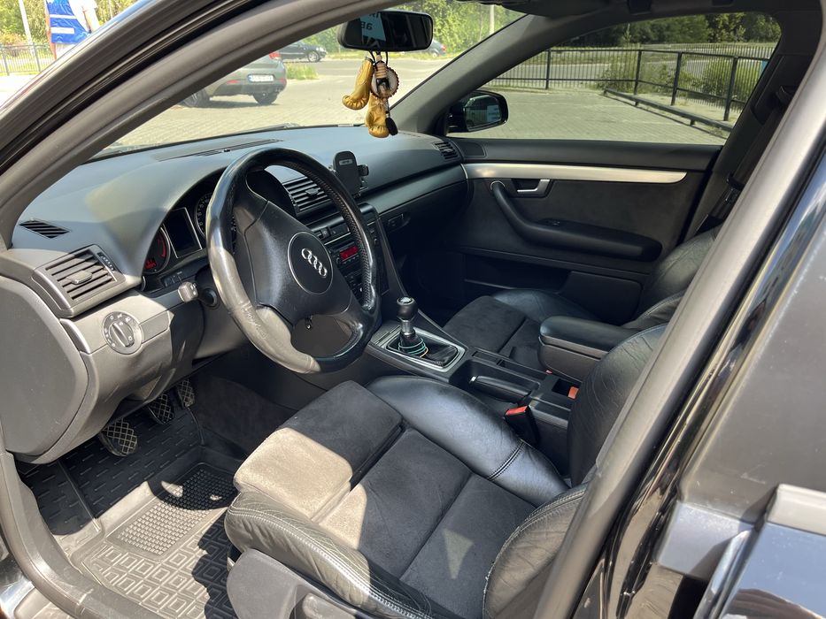 Audi A4 2003 року