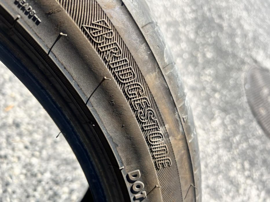 235/45/18 Bridgestone 4 pneus