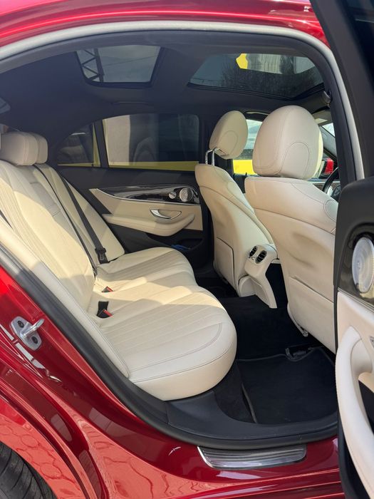 Продам MERCEDES E300