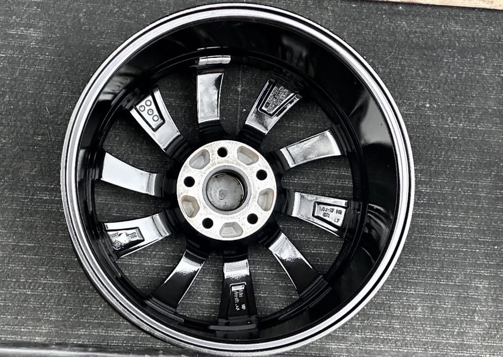 Диски R17 5/112 VW Passat B6 B7 B8 Tiguan Golf 61718 Skoda Seat Audi