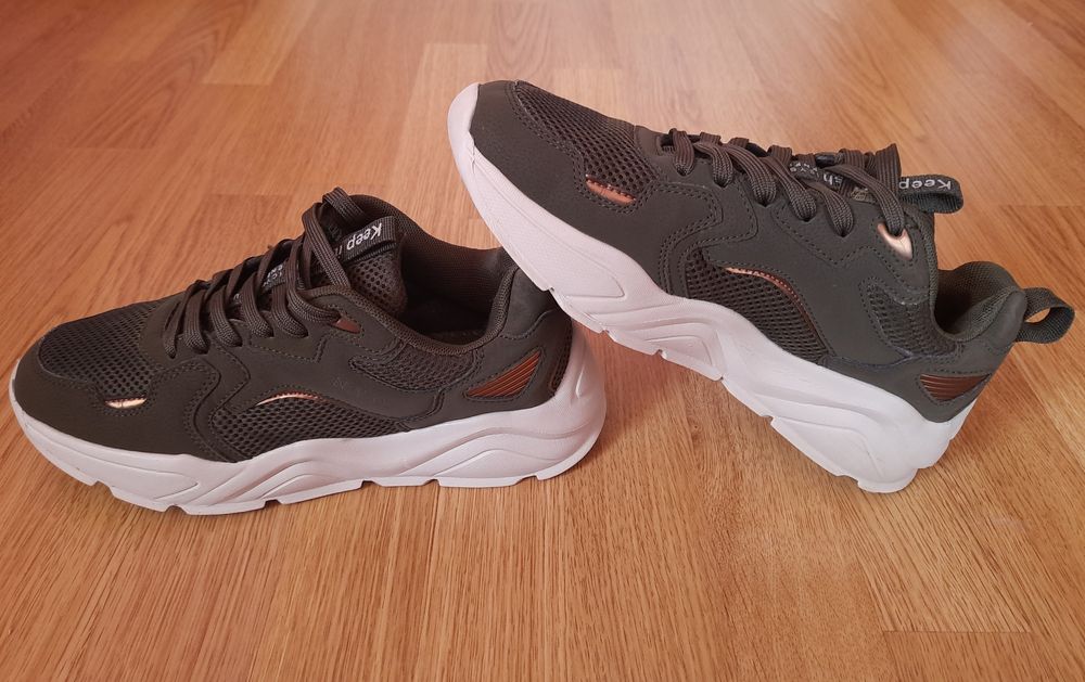 Жіночі кросівки N.Y.C., 39 р., 25 см.