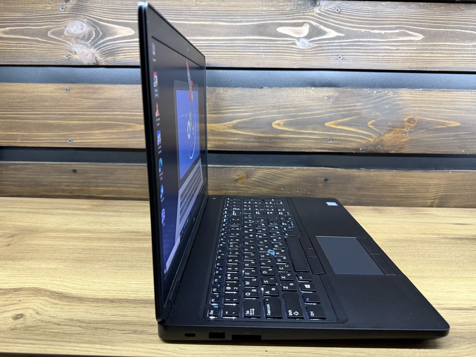 Dell Precision 3530 15,6’’ IPS FHD i7-8850H/16GB/M2 256 GB/17%