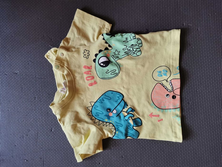 T-shirt żółty Coccodrillo 68 dinozaury