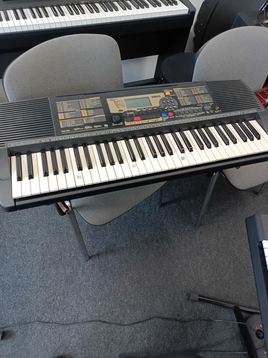 Keyboard Yamaha PSR 225