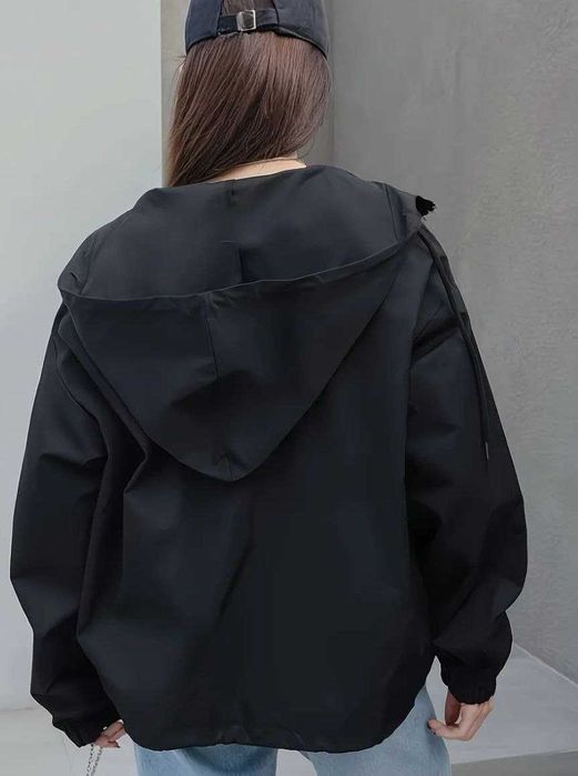 Вітрівка жіноча, oversize, чорна