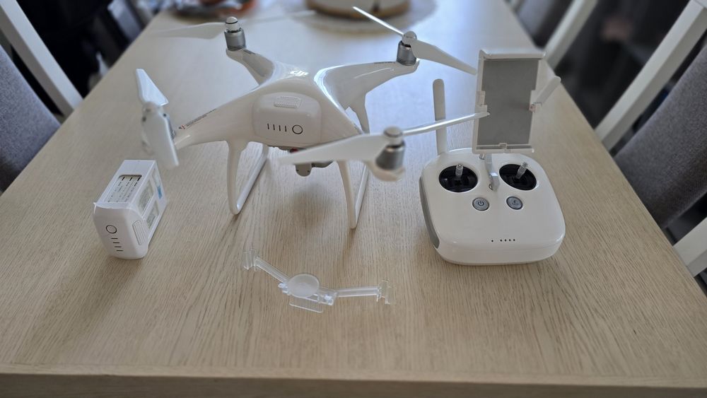 Dron Dji phantom 4