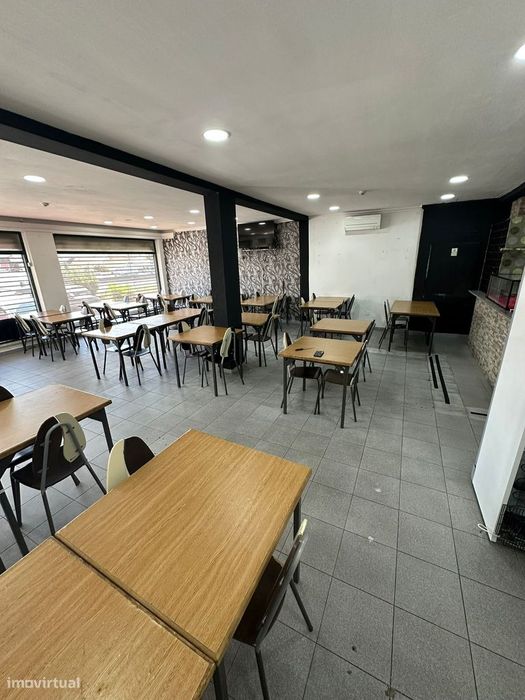 Restaurante Totalmente Equipado para Arrendamento ou Trespasse
