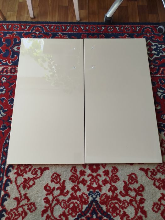 Фасад на кухню світлий.