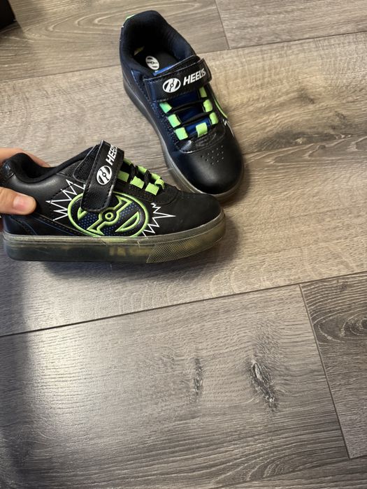 Роликові кросівки Heelys