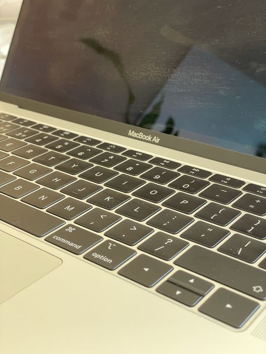 Portatil Macbook air 13