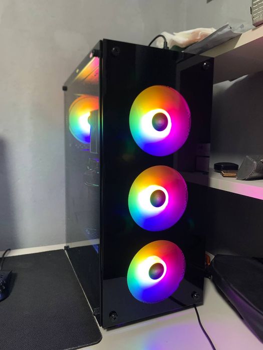 Продам НОВЫЙ ___