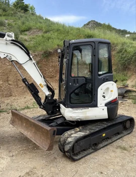Mini giratoria kubota u 48