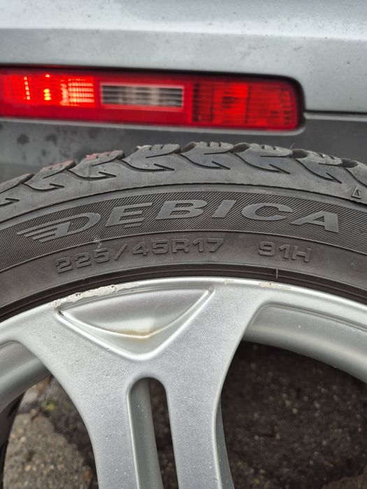 Sprzedam całe Alu  koła Seat, VW, Audi