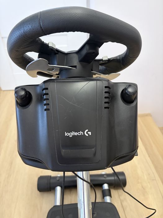 Kierownica i stojak Logitech