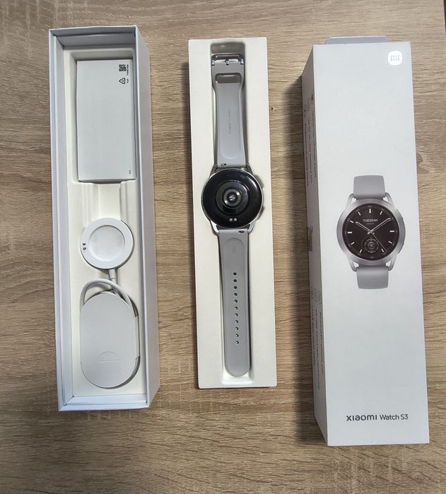 Smartwatch Xiaomi Watch S3 46mm srebrny stan bdb + bransoleta jeszcze gwarancja