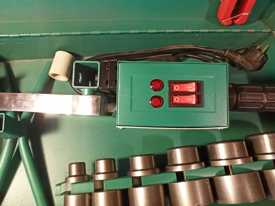 Паяльник для пластиковых труб Sturm-TW7217 новый 1700 W