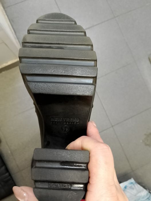 Продам сапоги ботфорты.