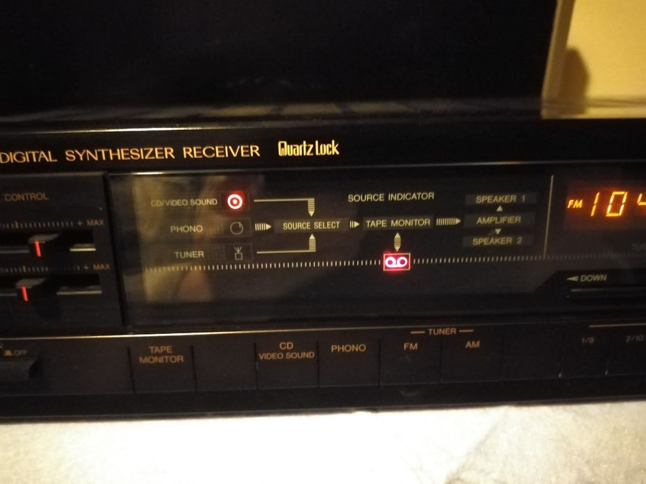 Amplificador JVC com Radio