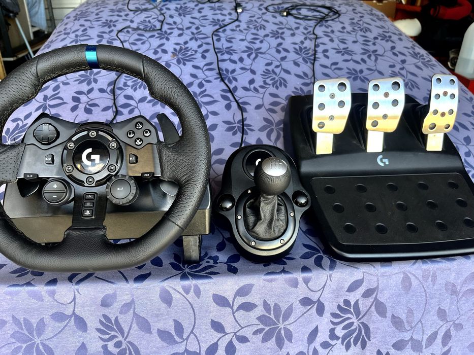 Logitech G29 - Volante + Pedais + Shifter