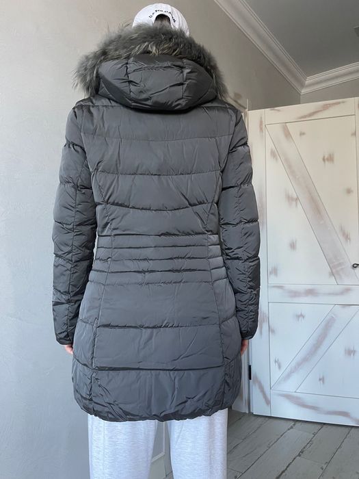 Пуховик Bomboogie Италия р М с капюшоном нат. пух. Цена снижена.