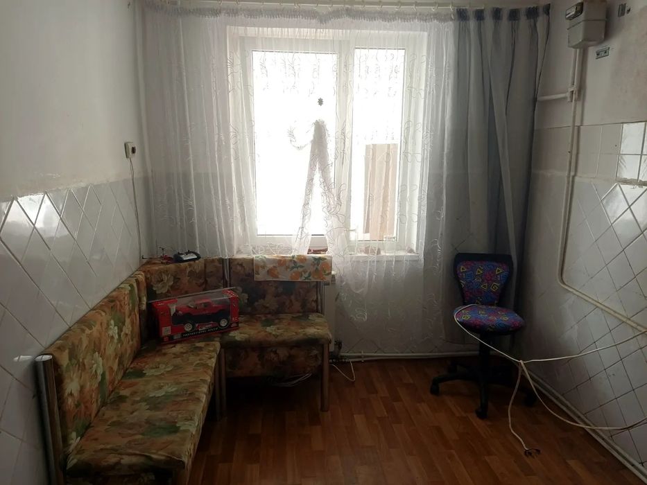 Продаж 4-кімнатної квартири 84,1 м кв. в  ближньому центрі м. Старий Самбір Самбірського району Львівської області.