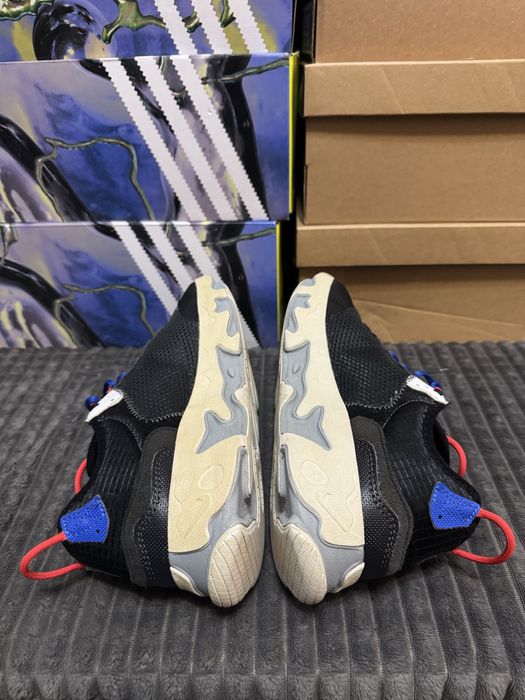 Жіночі кросівки Nike React Live 39(24,5см) оригінал