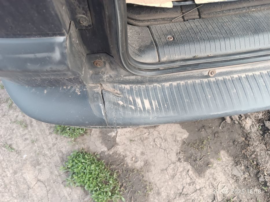 Задній бампер зафіра а