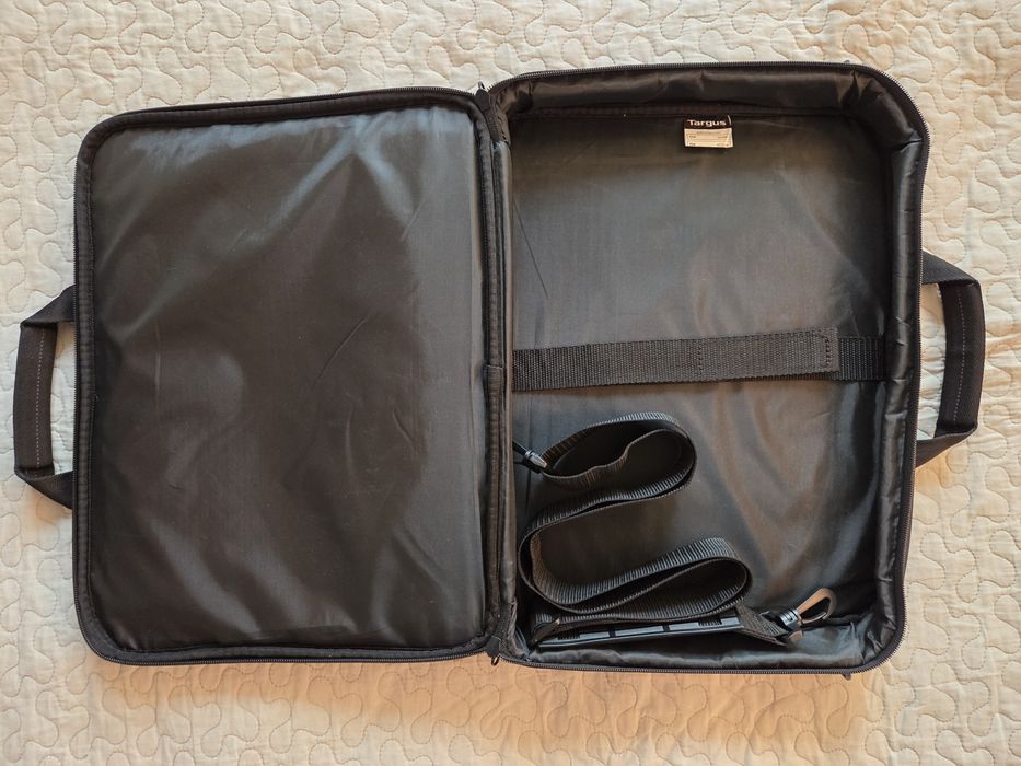 Torba na laptopa 15.4 - 16 cali Targus Trademark Notepack Cn31-72 czarna