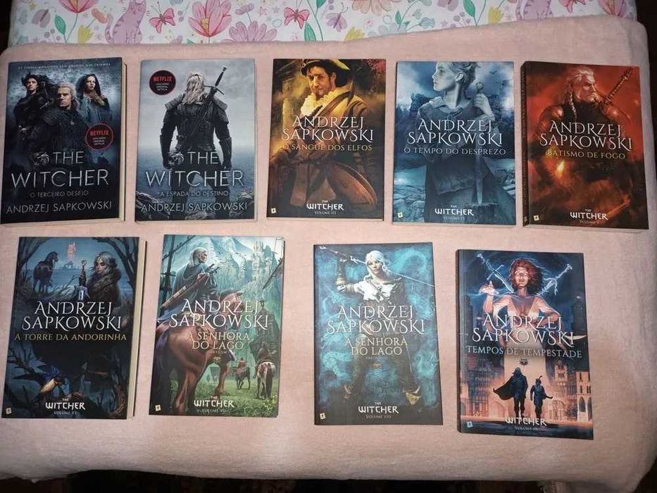 Coleção livros The Witcher Andrzej Sapkowski.