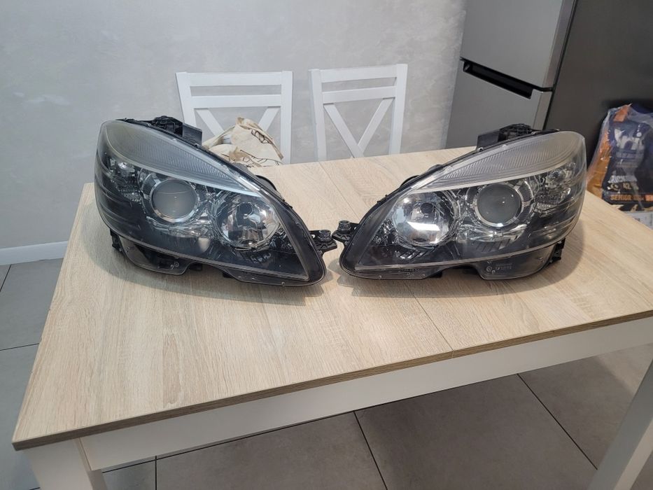Lampy Mercedes w204