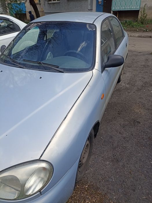 Автомобіль Lanos Daewoo