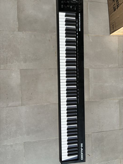 Teclado M-Audio Keystone 88 MK3