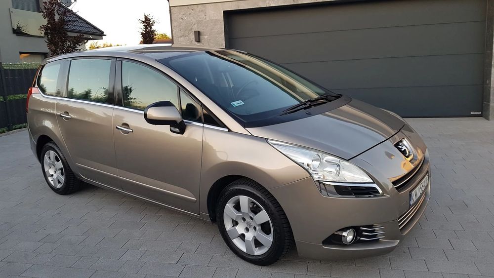 Peugeot 5008 PEUGEOT 5008 Mały Przebieg Bezwypadkowy Piękny kolor TOP HAK