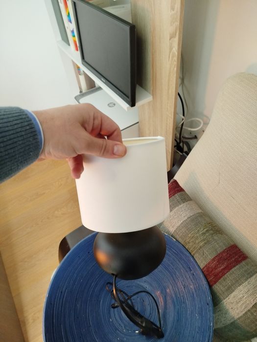 Candeeiro preto e branco mesa cabeceira